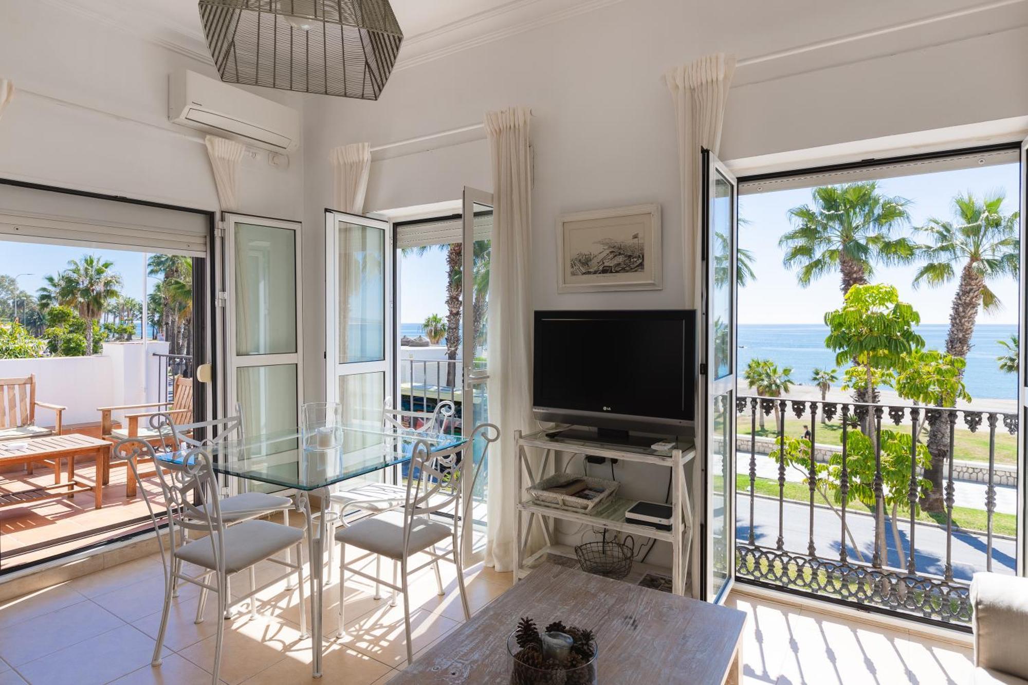 Apartamento Con Encanto En Primera Linea De Playa 말라가 외부 사진