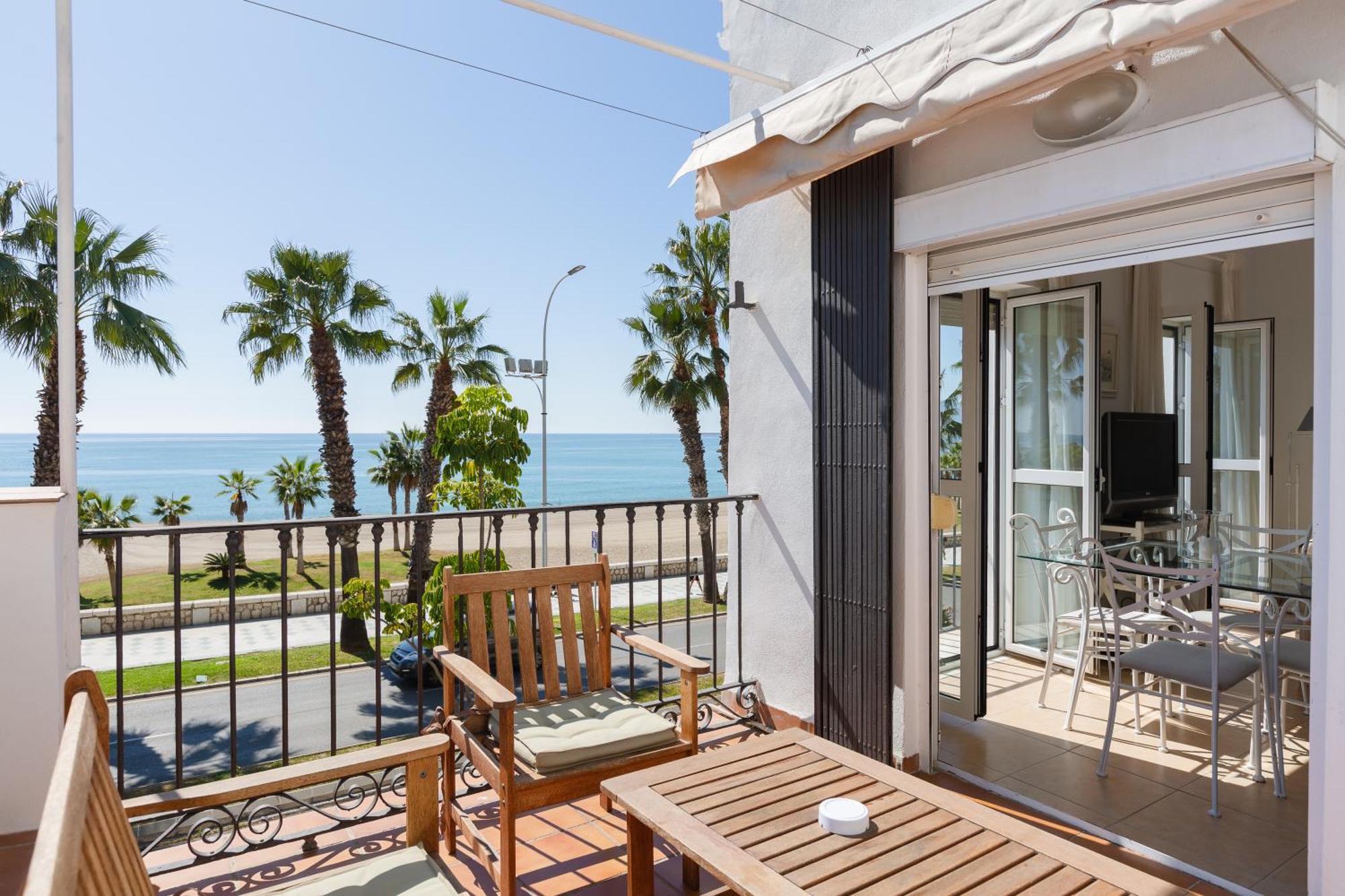 Apartamento Con Encanto En Primera Linea De Playa 말라가 외부 사진