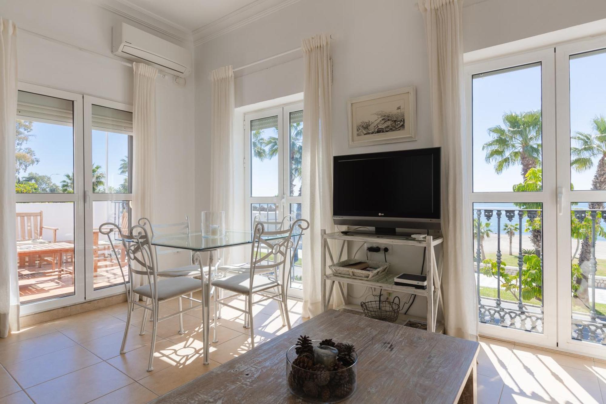 Apartamento Con Encanto En Primera Linea De Playa 말라가 외부 사진